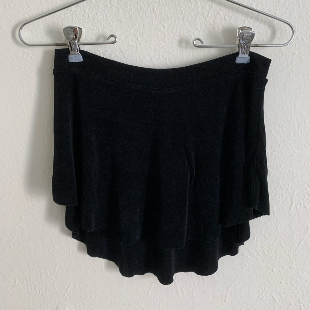 Black Bullet Pointe Skirt